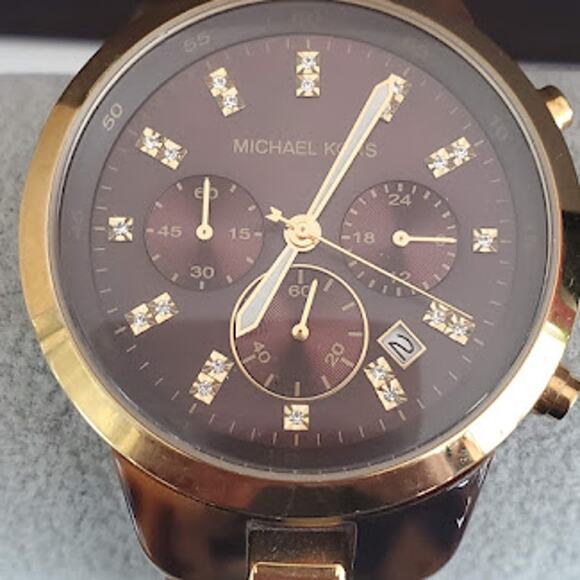 Michael Kors‎ Women's 43mm Watch Gold Tone and Tortoise Shell Band MK5609 Small - Picture 6 of 9